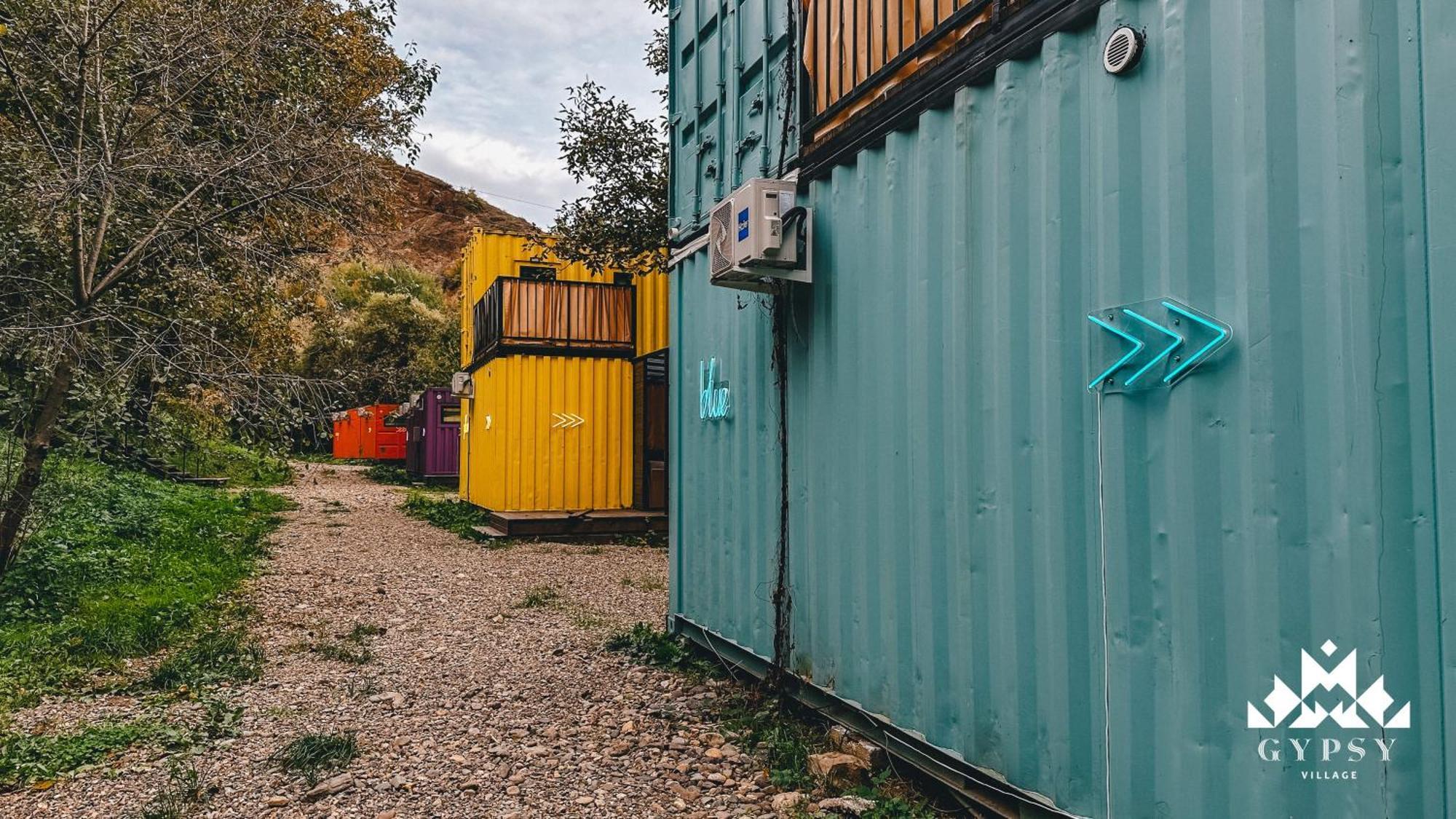 Gipsy Village Park Hotel Asureti Екстер'єр фото