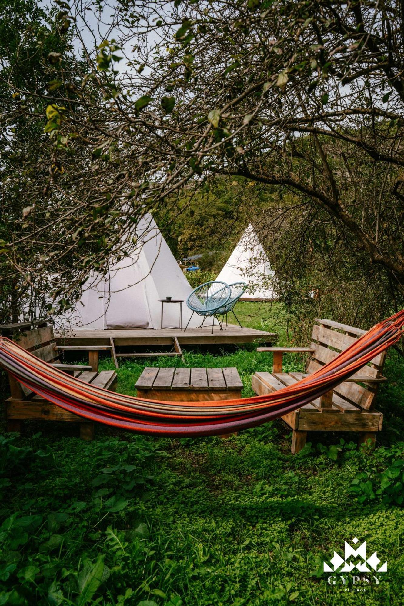 Gipsy Village Park Hotel Asureti Екстер'єр фото
