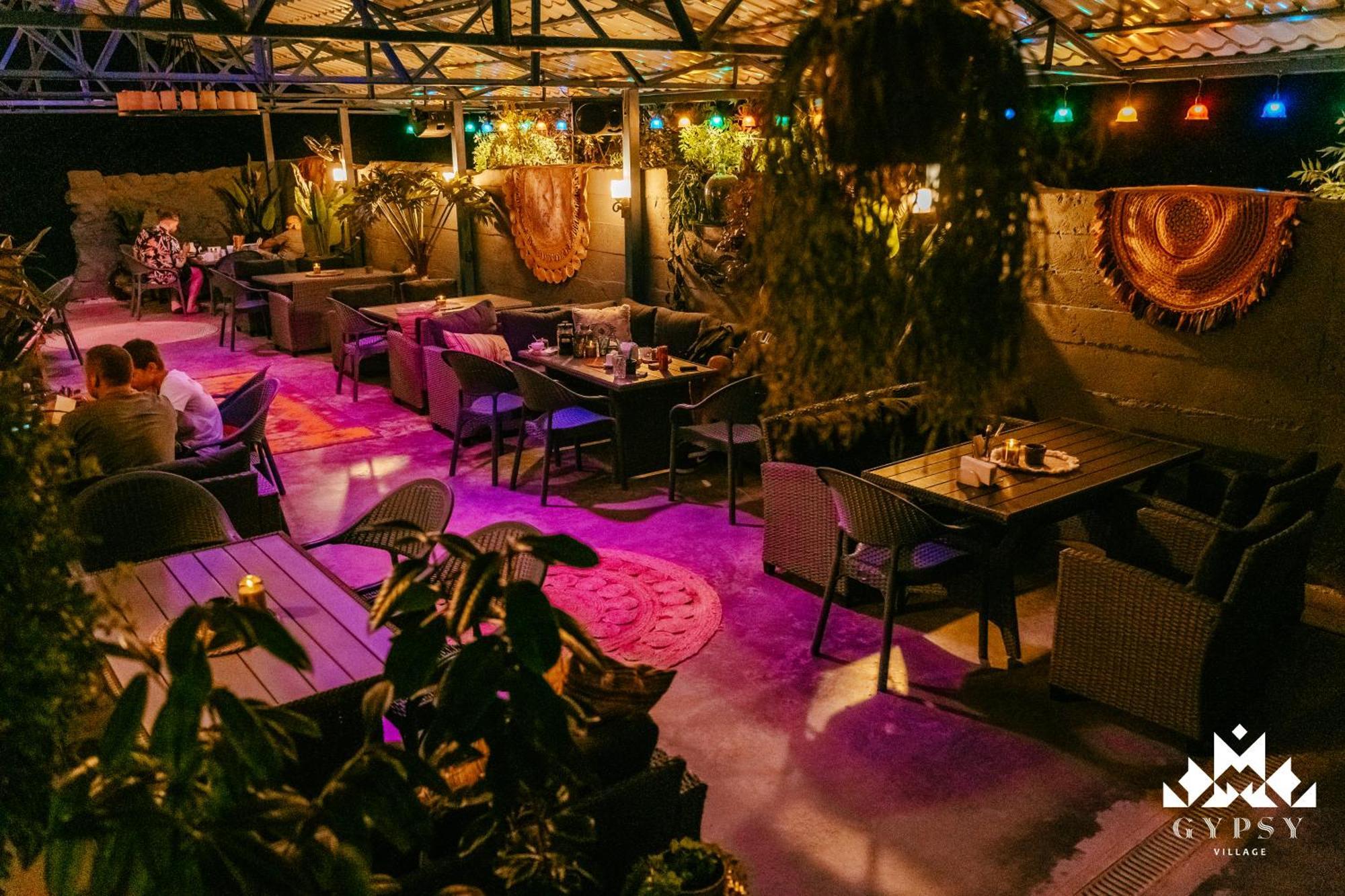 Gipsy Village Park Hotel Asureti Екстер'єр фото